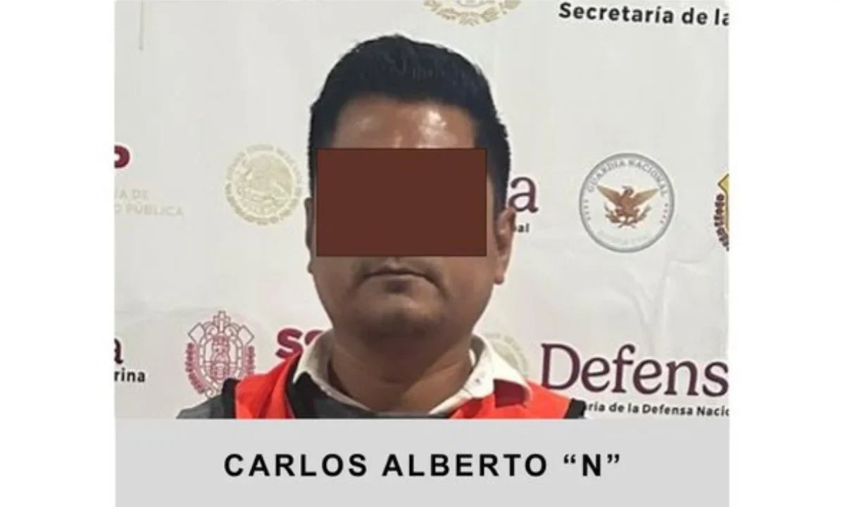 La Fiscalía de Veracruz informó que sus elementos detuvieron al exalcalde de Atoyac al ser señalado por presunto homicidio.