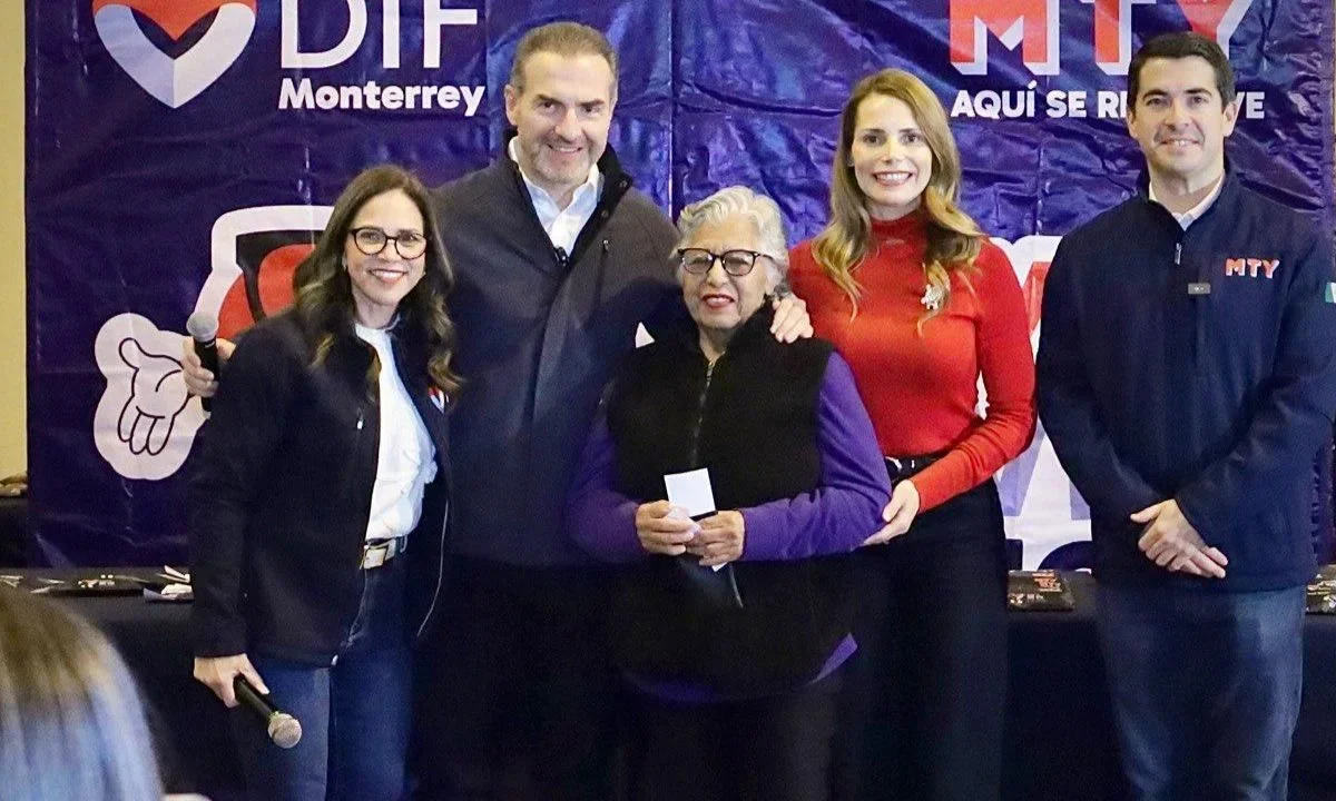 El programa 'Monterrey se ve mejor' ha beneficiado a 8 mil 500 regiomontanos y esperan duplicar el número de beneficiarios en 2026.