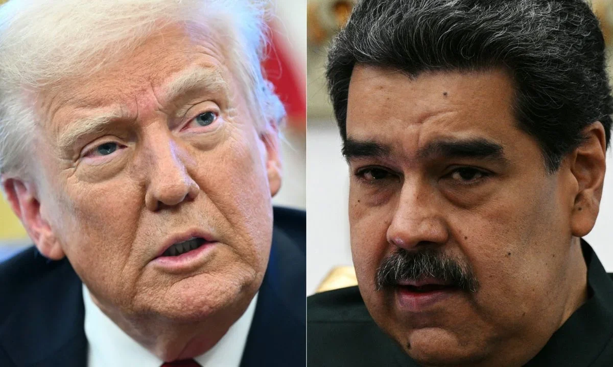 Donald Trump, anunciando aranceles a las importaciones de automóviles en la Oficina Oval de la Casa Blanca en Washington, DC, el 26 de marzo de 2025 y (der.) al presidente de Venezuela, Nicolás Maduro, asistiendo a una reunión con el secretario general de la Organización de Países Exportadores de Petróleo