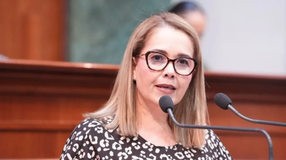 Jorge Álvarez Máynez aseguró que la diputada emecista Elizabeth Montoya perdió un ojo tras el atentado sufrido en Sinaloa.