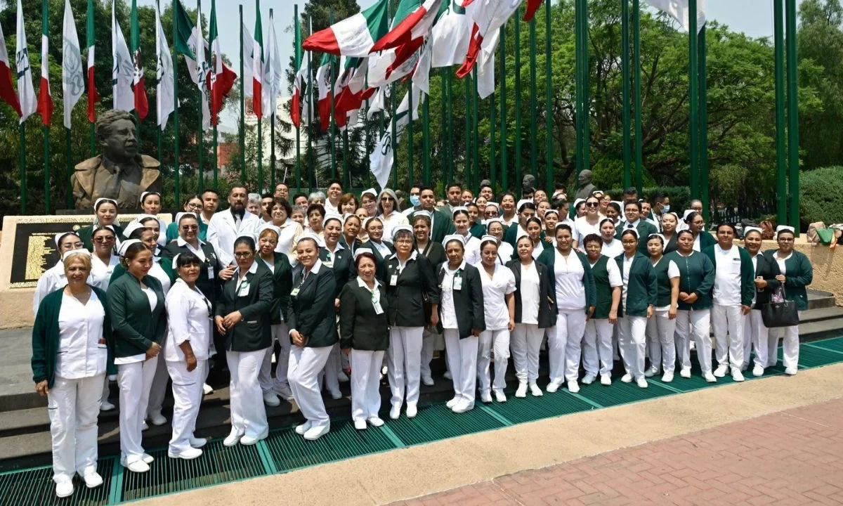 Zoé Robledo afirmó que la Enfermería del IMSS vive momento histórico por el incremento de la plantilla y el reconocimiento a su labor.