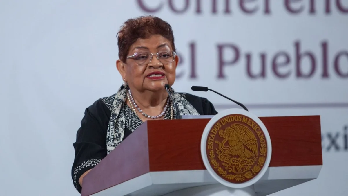 Ernestina Godoy confirma nombramientos en la FGR