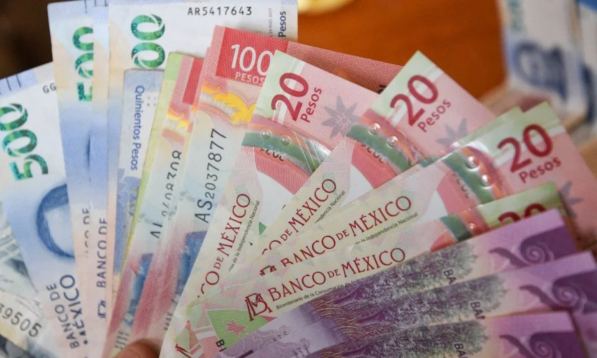 Conoce qué denominación y diseño de billetes desaparecerá para este 2026 de la circulación nacional, según Banxico, para que no te sorprendan.