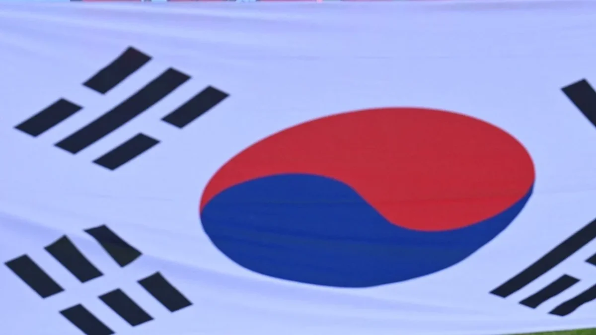 Trump aumentará aranceles a varios productos surcoreanos, y acusó a Corea del Sur de 'no estar a la altura' de pacto comercial alcanzado.