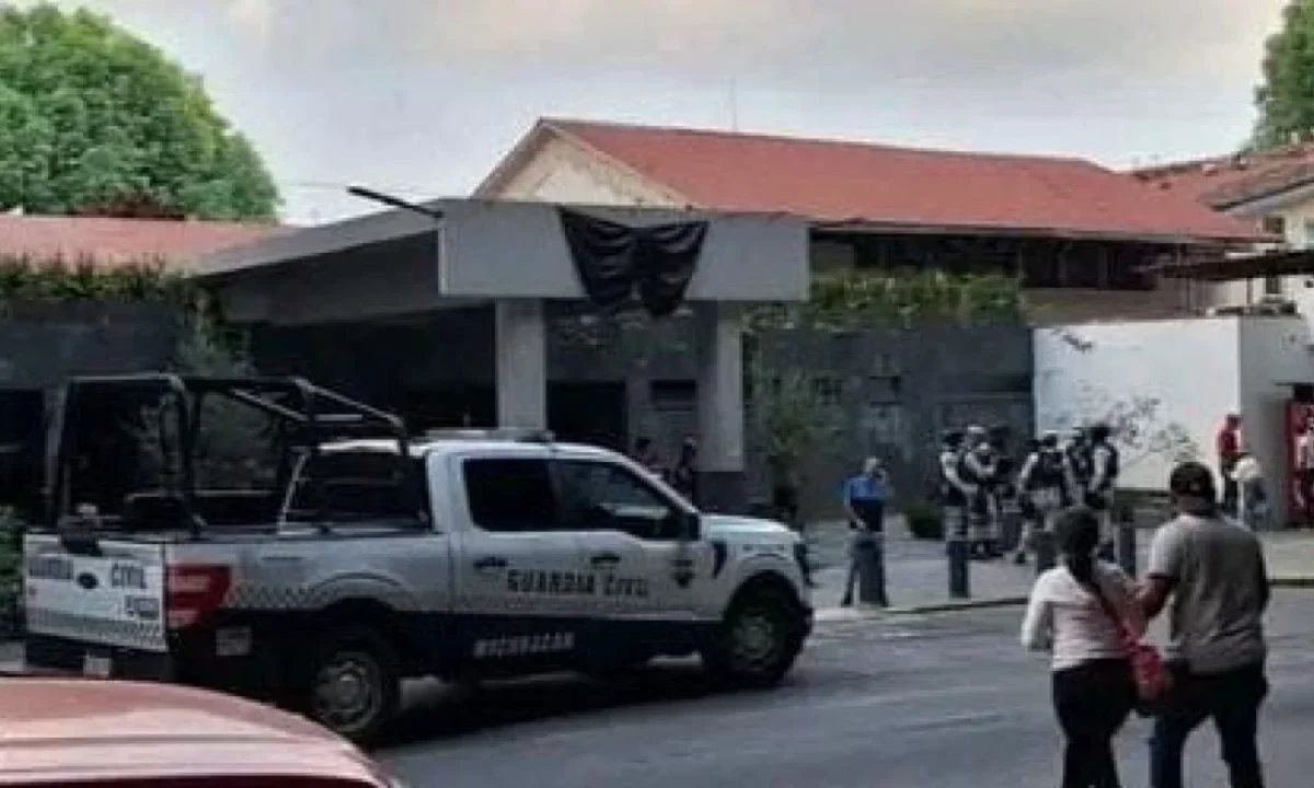 El periodista de “Patrullando tu Colonia”, Antonio Balam, falleció luego de ser víctima de un ataque armado en Uruapan, Michoacán.