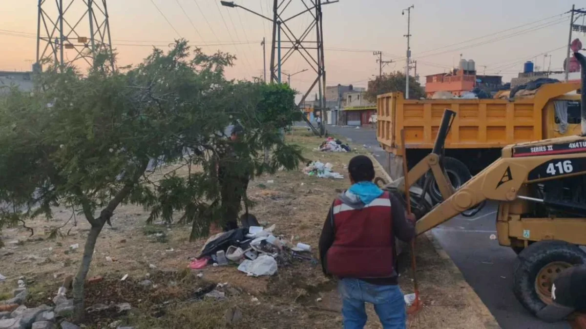 Feria del juguete, instalada en Chimalhuacán, deja 70 toneladas de basura.