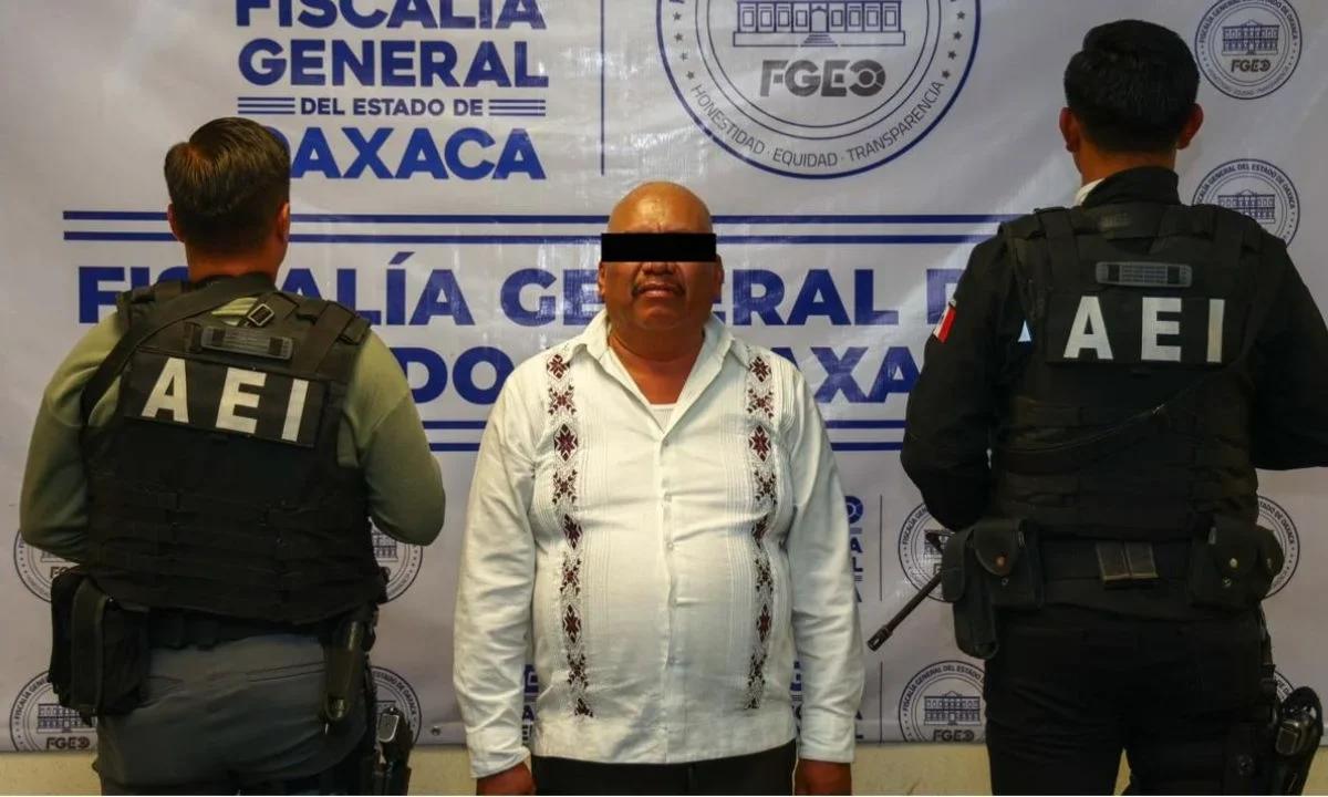 El homicidio investigado por la Fiscalía de Oaxaca ocurrió el 21 de mayo de 2022 cuando la víctima viajaba en su vehículo en carretera.