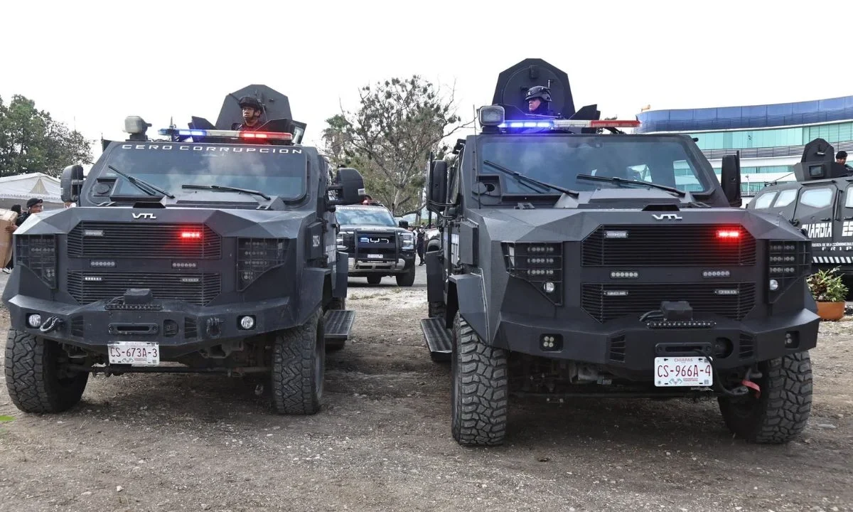 El gobernador Eduardo Ramírez informó que presentará una iniciativa para proponer que la policía estatal pueda portar armas de alto poder.