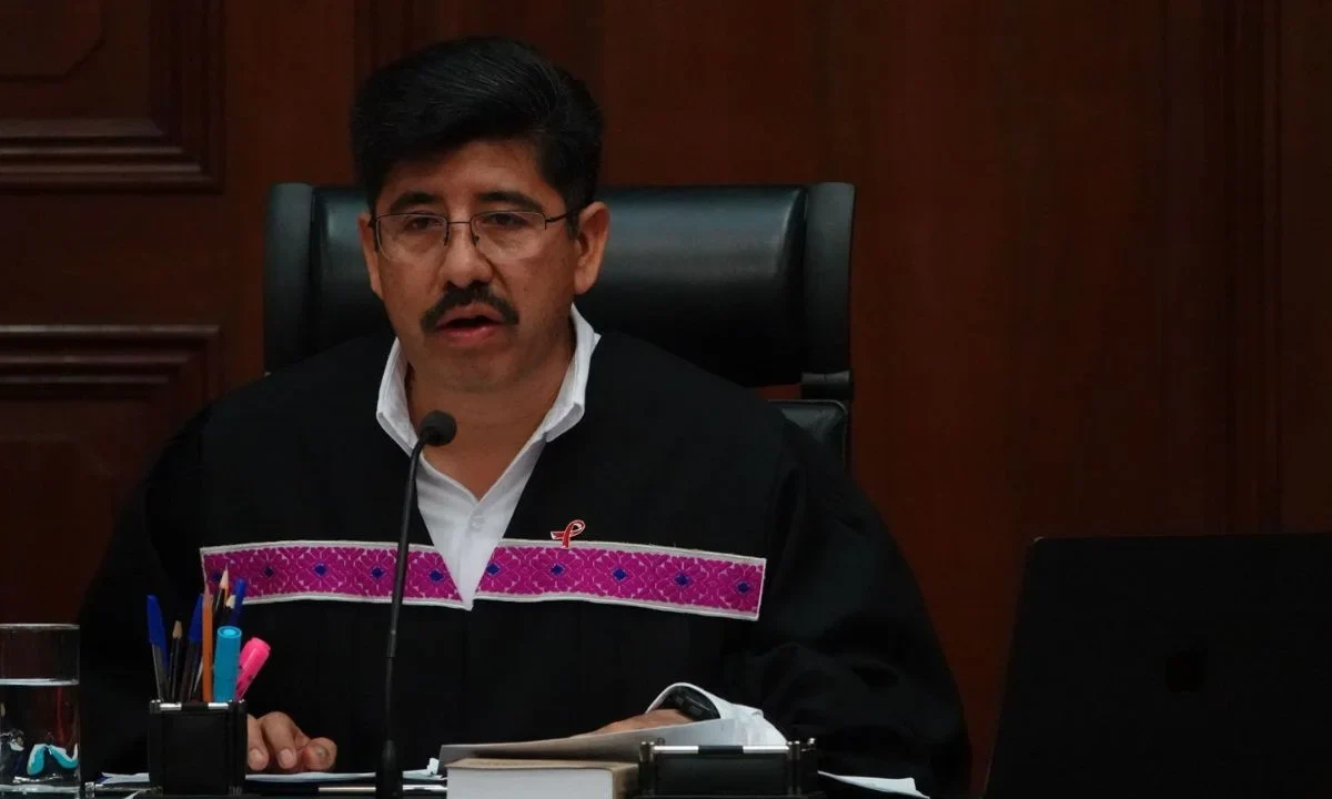 Hugo Aguilar, presidente de la SCJN, agradeció al funcionario por sus más de 15 años de trabajo como secretario general de acuerdos.