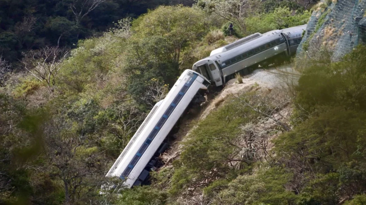 Indemnizarán a 225 pasajeros del Tren Interoceánico que descarriló