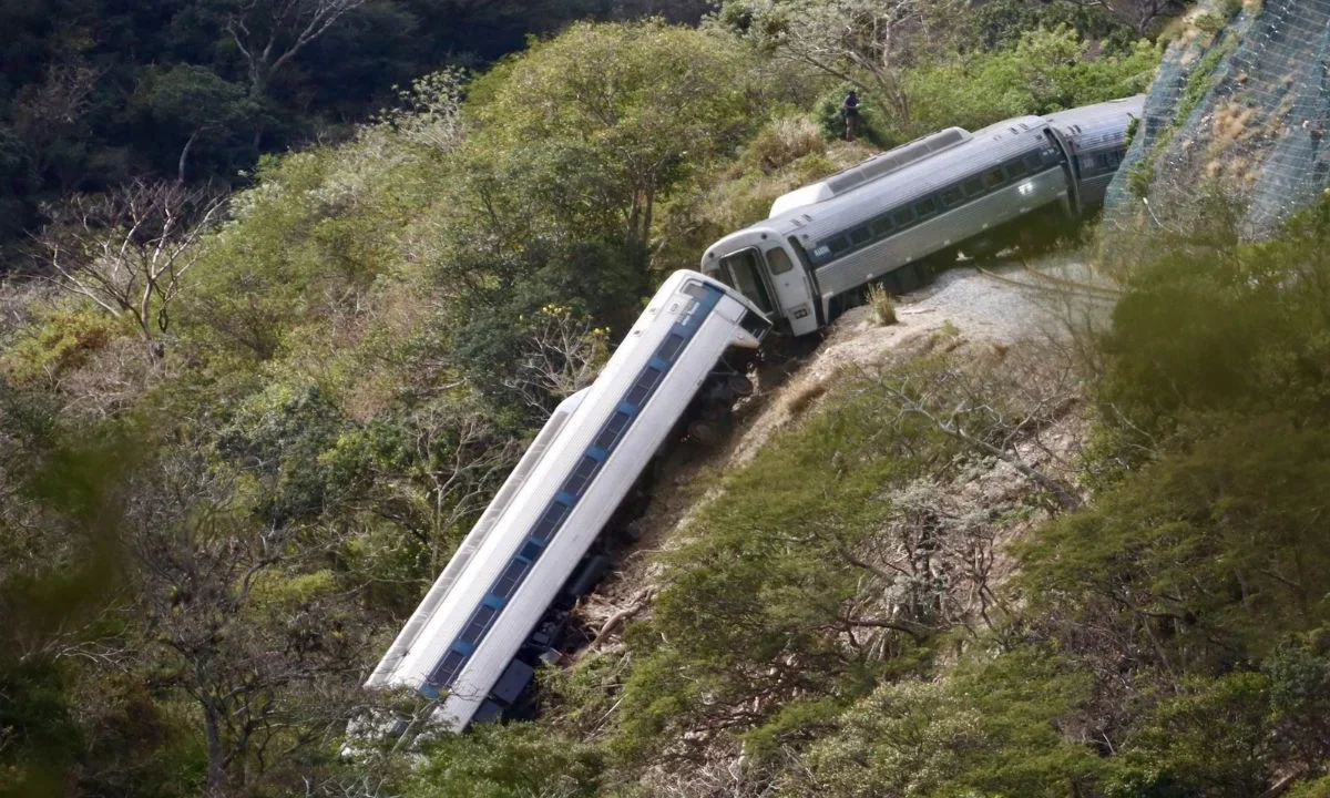 Indemnizarán a 225 pasajeros del Tren Interoceánico que descarriló