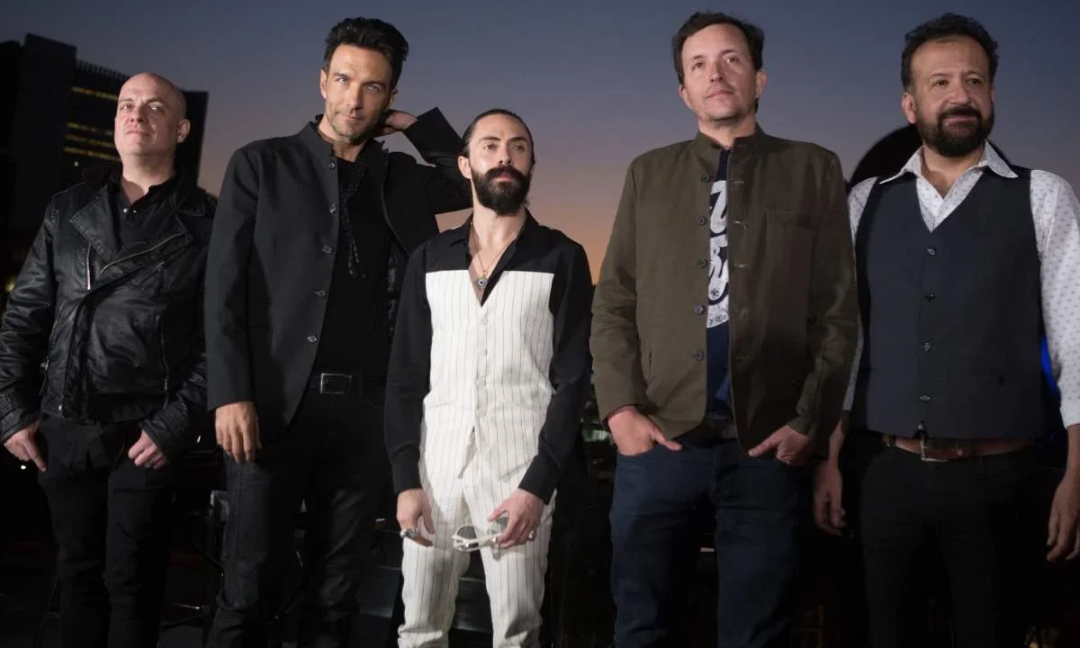 Jay de la Cueva recientemente reveló que no formará parte del reencuentro de la banda Fobia.