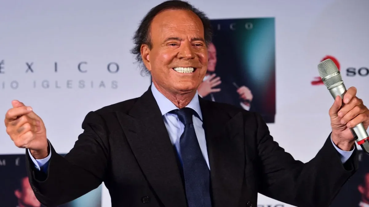 La Fiscalía indicó que no podía abrir una investigación contra Julio Iglesias, ya que las víctimas 'son extranjeras y 'no residen en España'.