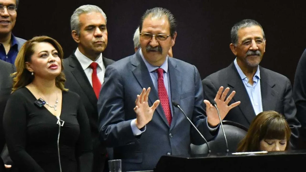 El diputado Reginaldo Sandoval afirmó que para la aprobación de las reformas constitucionales, la 4T depende de los que resuelva el PT y el PVEM.