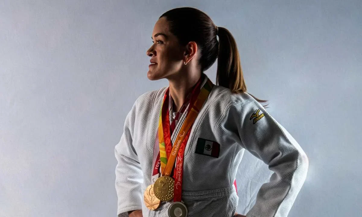 La exatleta paralímpica, Lenia Ruvalcaba, apuesta por el análisis del deporte adaptado.