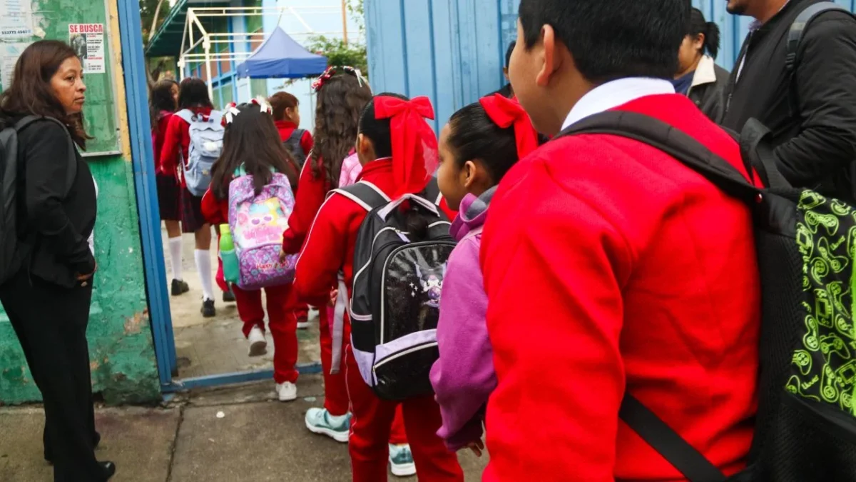 Elementos de la SSC reforzarána labores de vigilancia y orientación vial en inmediaciones de planteles educativos durante el regreso a clases.
