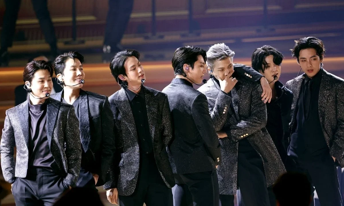 BTS anunció su regreso a los escenarios con una gira mundial 2026–2027 que marca uno de los retornos más esperados del K-pop.