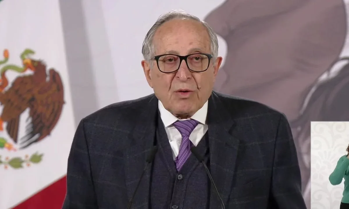 El secretario de Salud, David Kershenobich, aseguró que nuestro país cuenta con las vacunas para hacer frente al Sarampión.