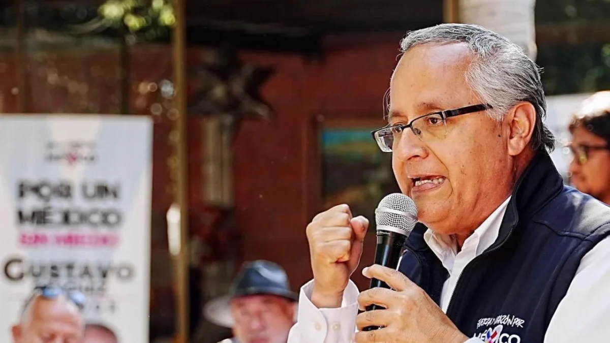 El PAN informó la muerte del senador Gustavo Sánchez Vásquez.