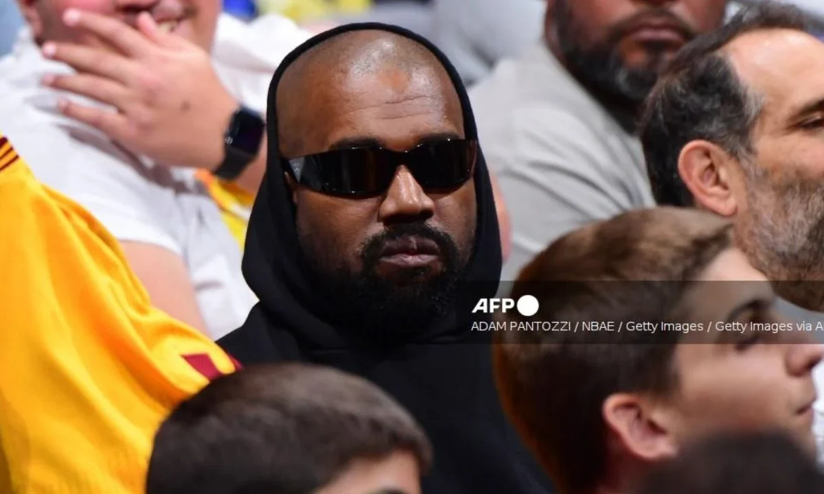 Ye (Kanye West) pide disculpas por comentarios antisemitas