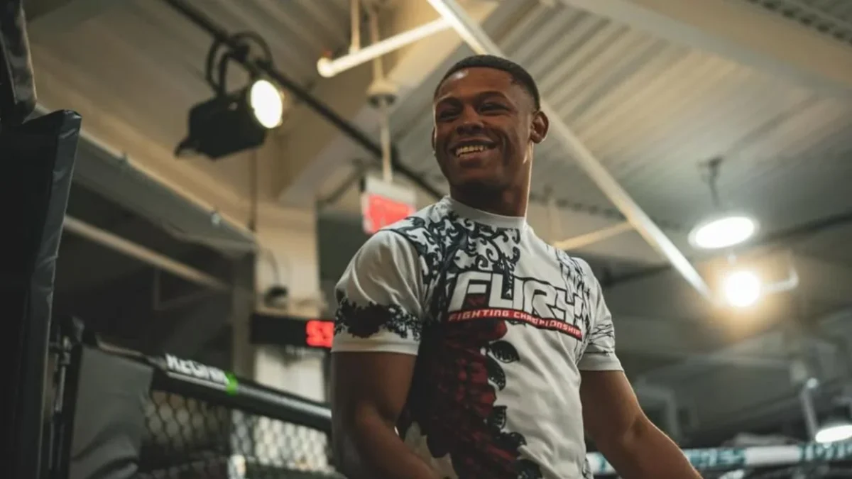 Cameron Smotherman, sufrió un colapso durante la ceremonia de pesaje para su pelea de la UFC con Ricky Turcios en Las Vegas.