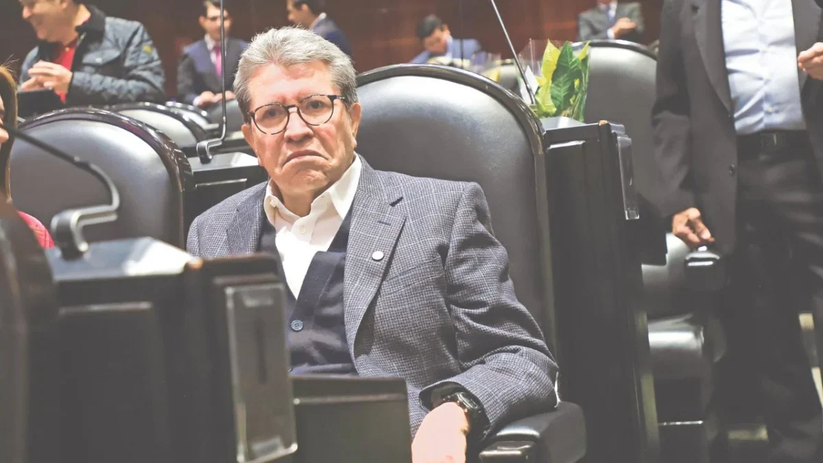 El líder de los diputados de Morena, Ricardo Monreal, presentó plazos para el aval de la iniciativa presidencial de reforma electoral.