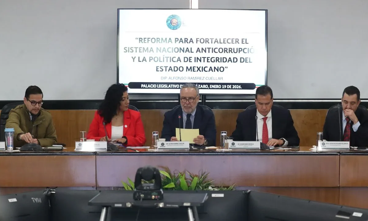 Alfonso Ramírez Cuéllar, vicecoordinador de los diputados de Morena, presentó la propuesta de reforma al Sistema Nacional Anticorrupción