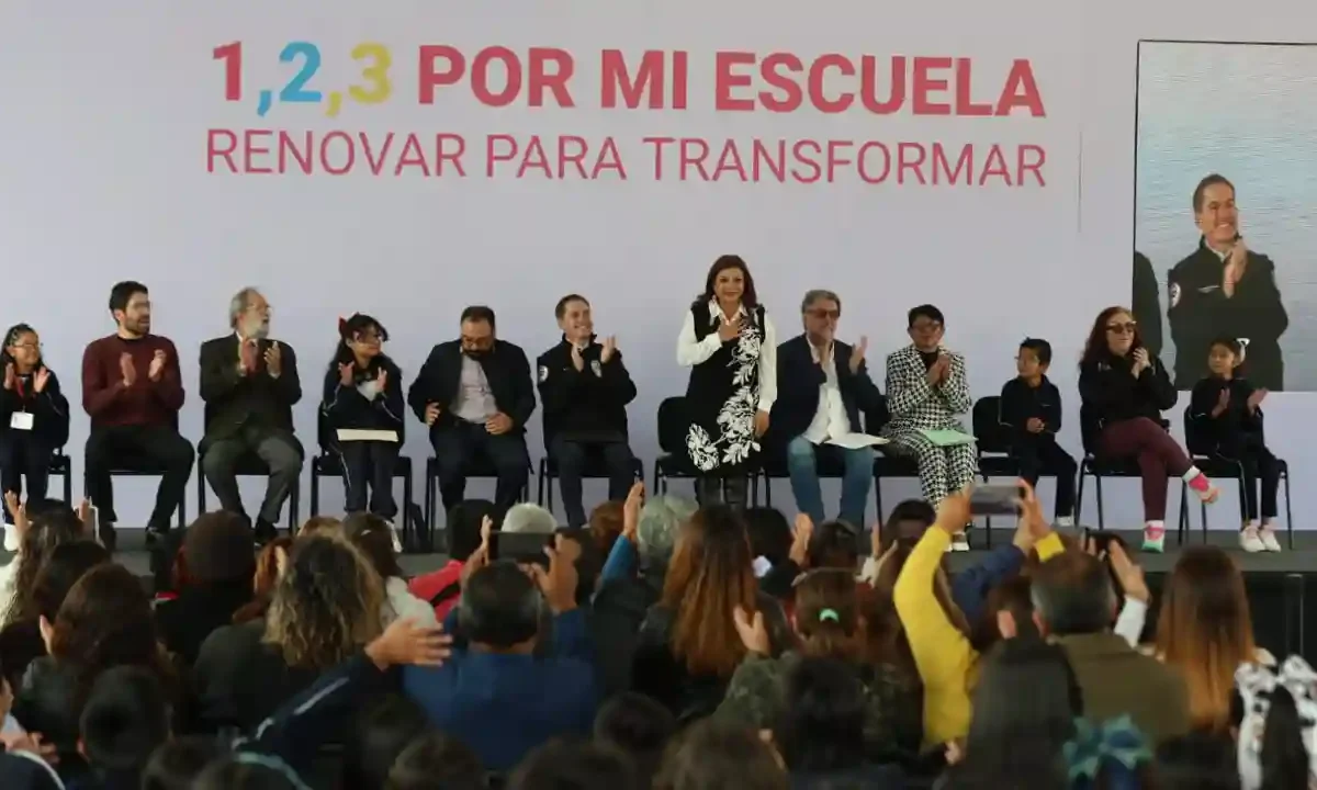 renovación de escuelas Clara Brugada