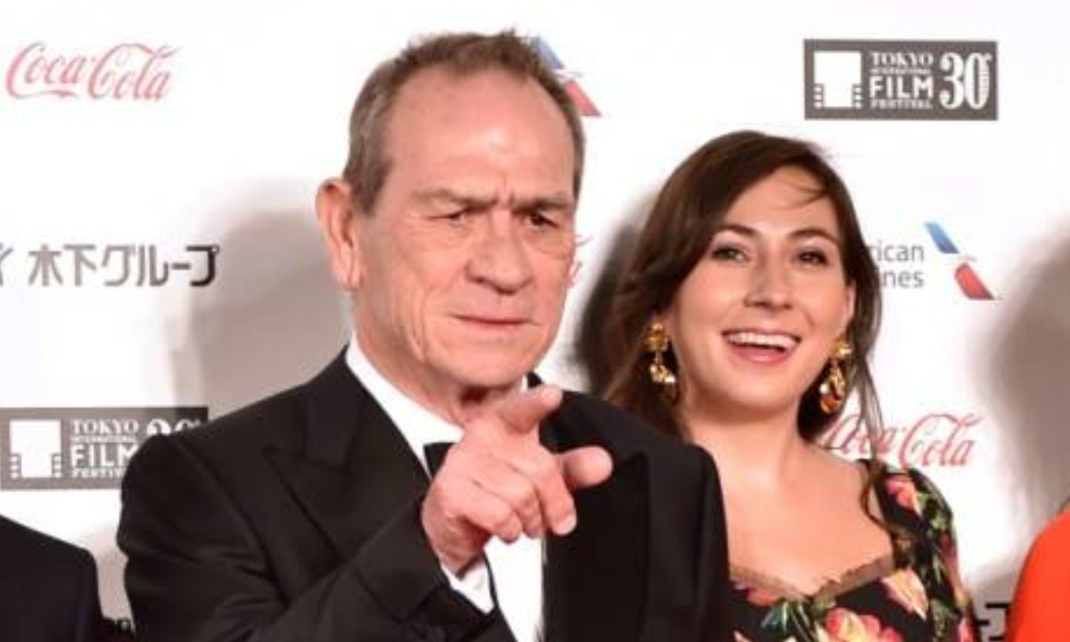 Las primeras investigaciones no revelaron violencia o consumo de sustancias ilícitas donde hallaron el cuerpo de la hija de Tommy Lee Jones.