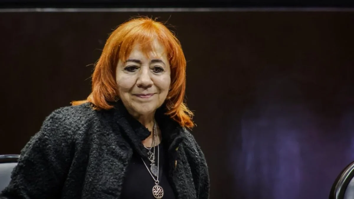 La titular de la CNDH, Rosario Piedra Ibarra, presentó su informe de actividades ante la Permanente, entre acusaciones de la oposición.