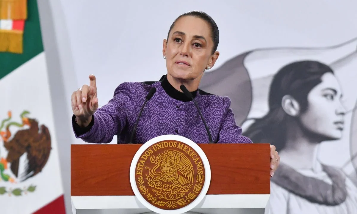Sigue en vivo y en todo momento la Mañanera del Pueblo de la presidenta Claudia Sheinbaum desde Palacio Nacional.
