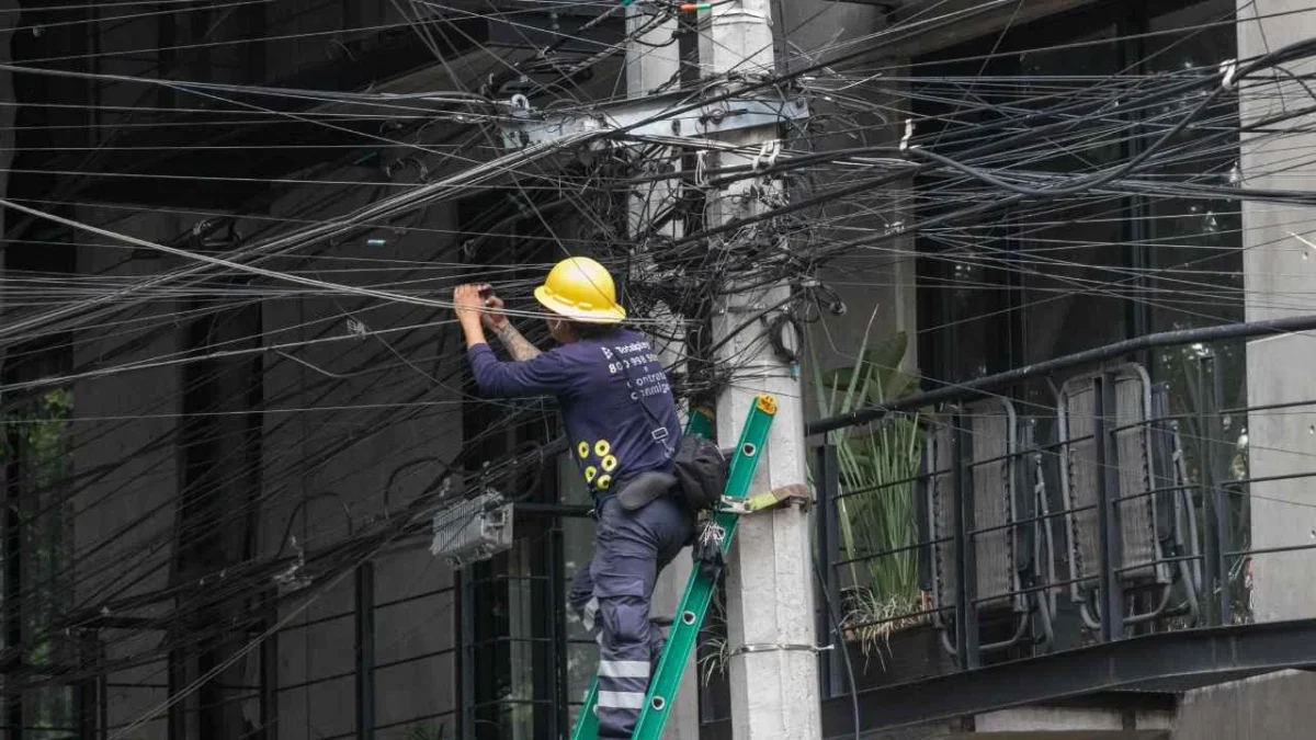 La empresa de telefonía Telmex denunció ante las autoridades a una banda dedicada al robo de cable en la alcaldía Iztacalco.