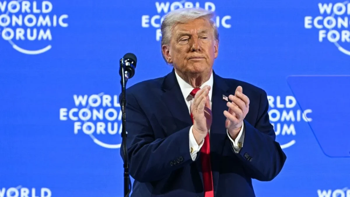El gobierno de Donald Trump y el de Venezuela pusieron en marcha una colaboración para explotar su petroleo, luego de la captura de Maduro.