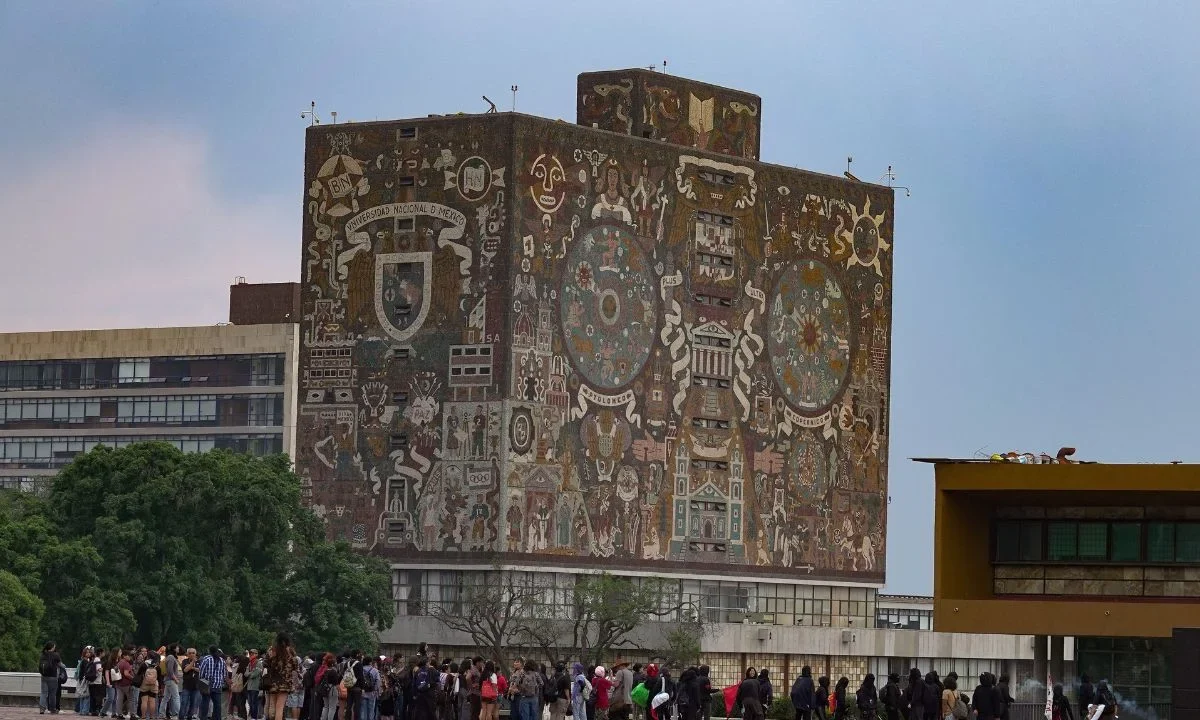 La DGTIC de la UNAM reportó una intrusión no autorizada en cinco sistemas informáticos y aseguró que no se comprometieron datos personales.