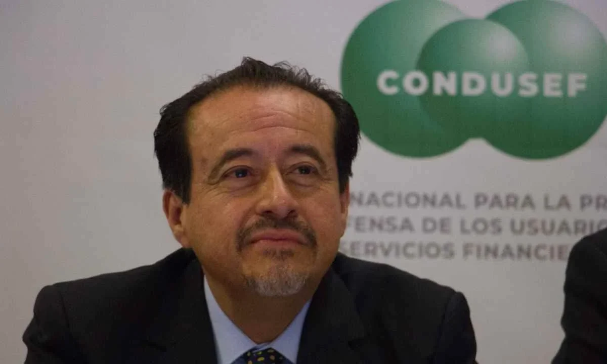 La SCJN validan las reglas para que la Condusef sancione bancos por no transparentar despachos de cobranza.