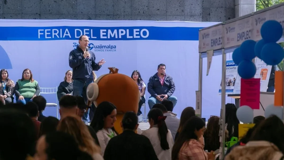 Carlos Orvañanos inaugura Feria del Empleo en Cuajimalpa