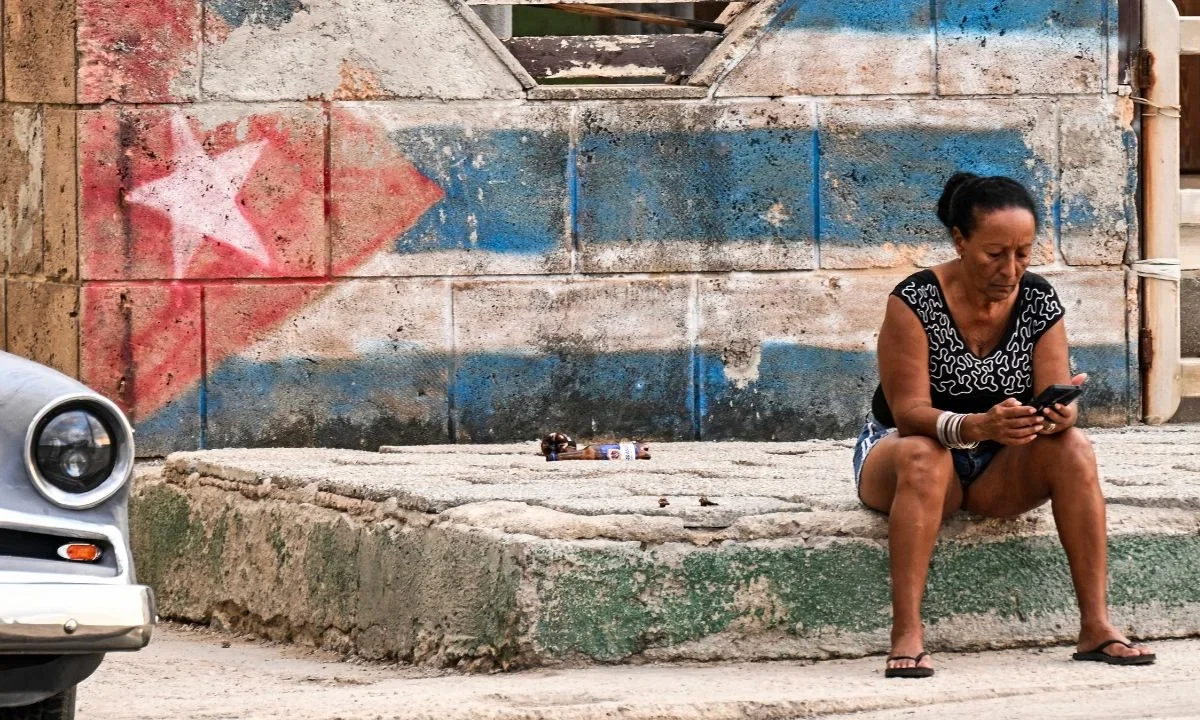 Cuba se hunde ante crisis de combustible y apagones masivos