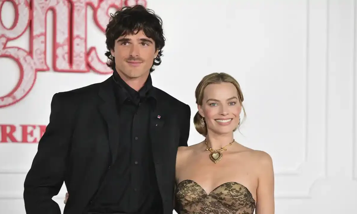 Cumbres borrascosas Margot Robbie Jacob Elordi