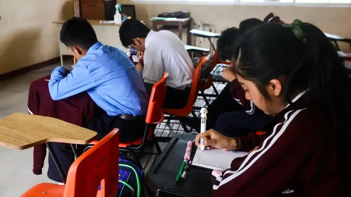 Derecho al aprendizaje Mexicanos primero