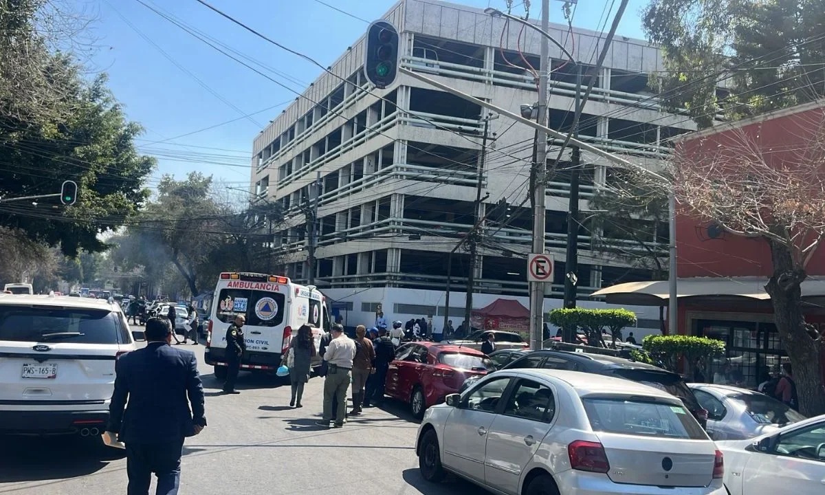 Equipos de emergencia atienden presunta bomba en Ciudad Judicial, desalojan a 600 personas