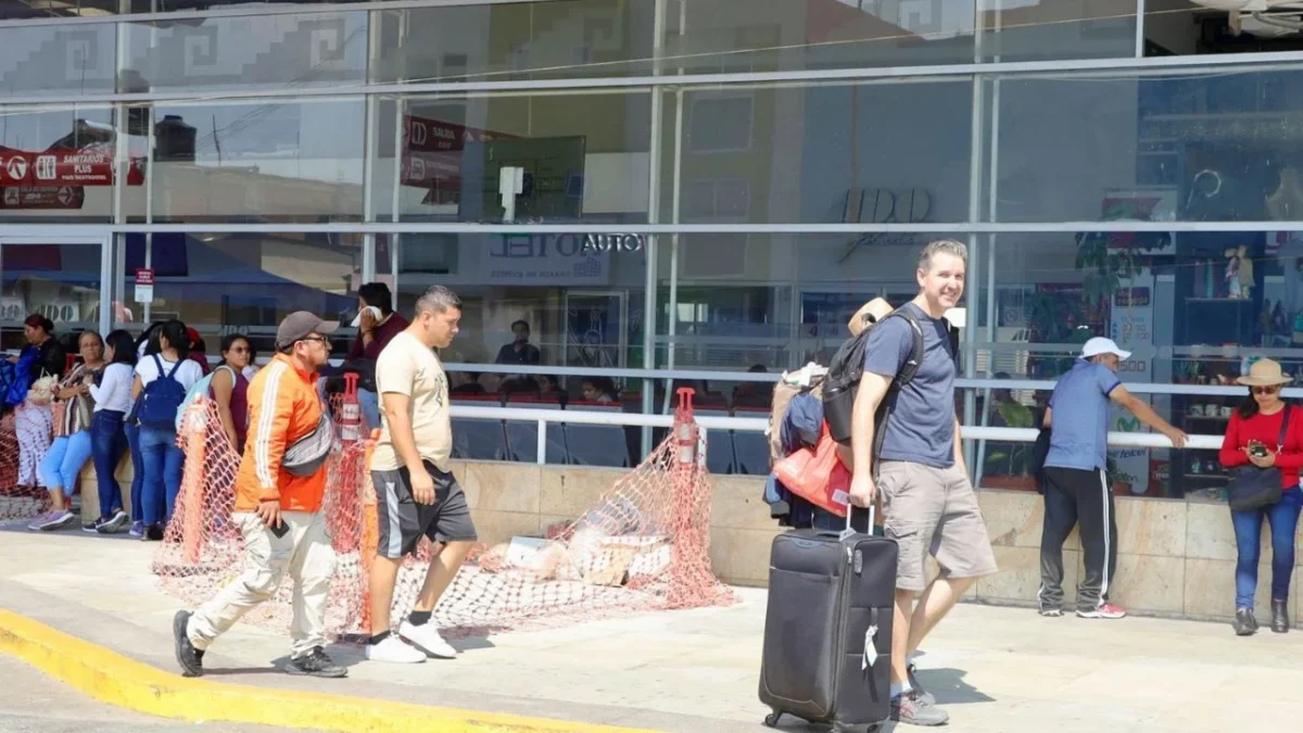 Líneas de autobuses cancelan servicios en distintas zonas del país debido a la violencia