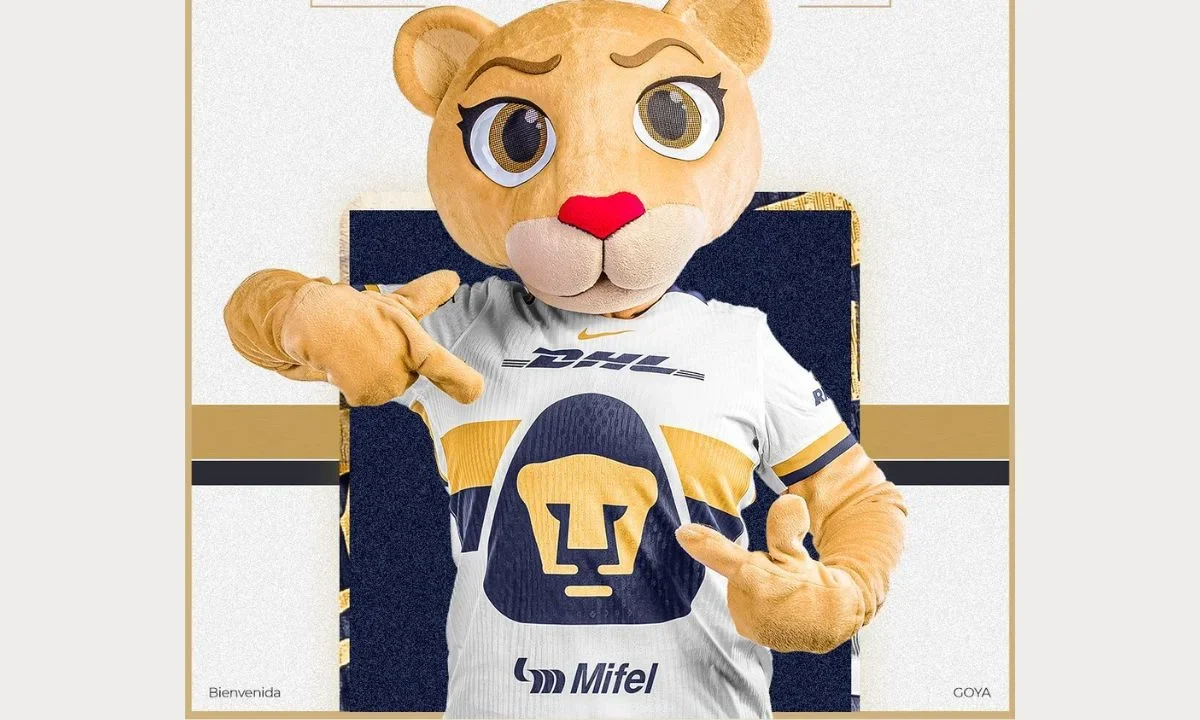 Pumas presenta a Goya, botarga del equipo femenil
