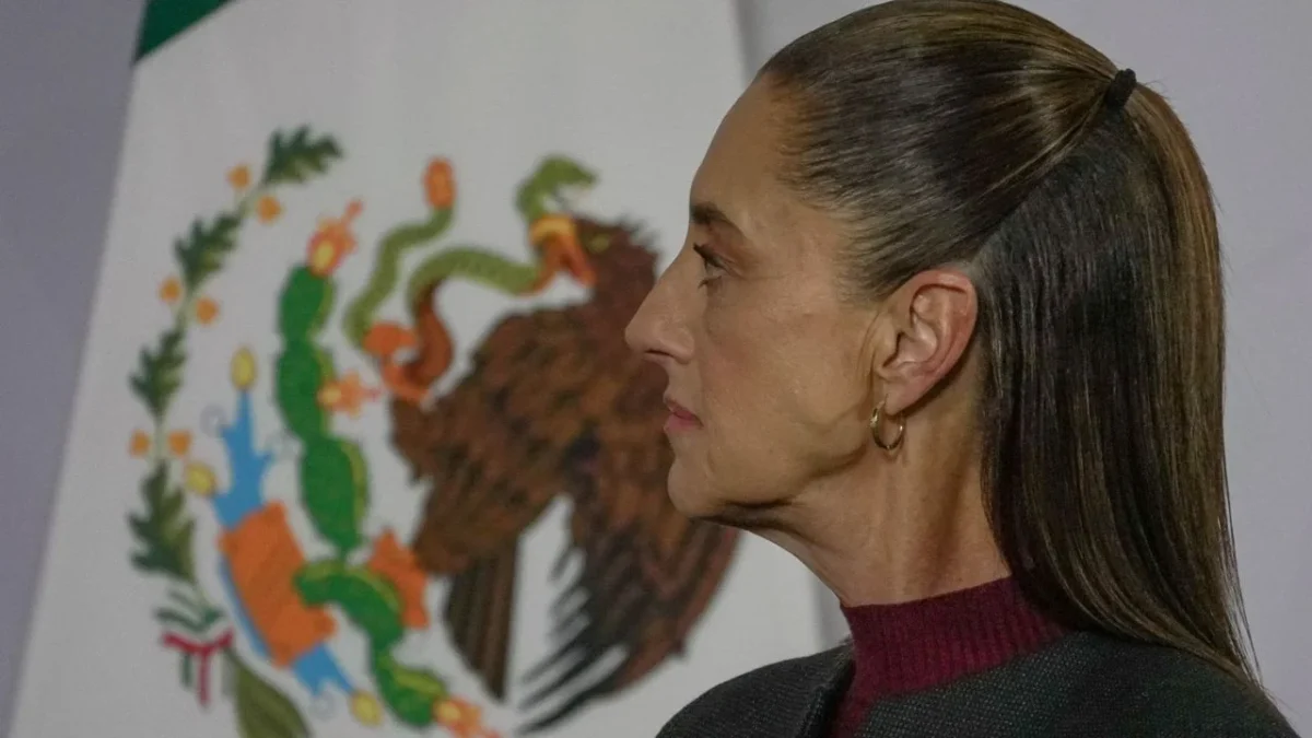 Revisa Sheinbaum proyecto de iniciativa de reforma electoral