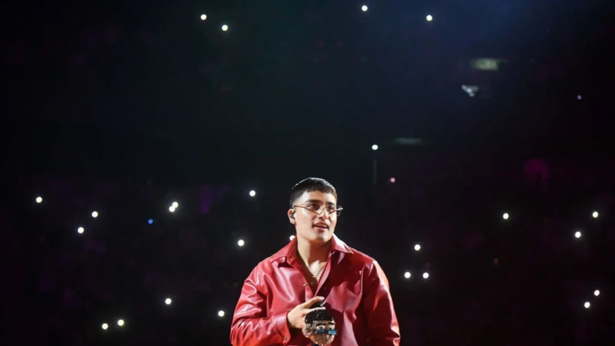 El Malilla ofrece una cita romántica al ritmo del reguetón mexa en el Palacio de los Deportes