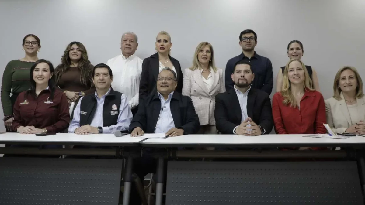 El Alcalde de Escobedo, Nuevo León, Andrés Mijes encabezó este miércoles una reunión con Síndicos de municipios.