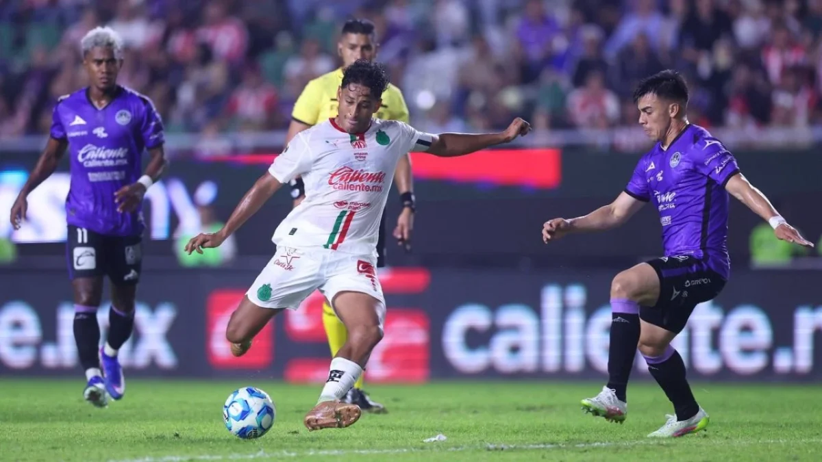 Las Chivas de Guadalajara vencieron 2-1 a Mazatlan en El Encanto enviando a los cañoneros al último lugar de la tabla.