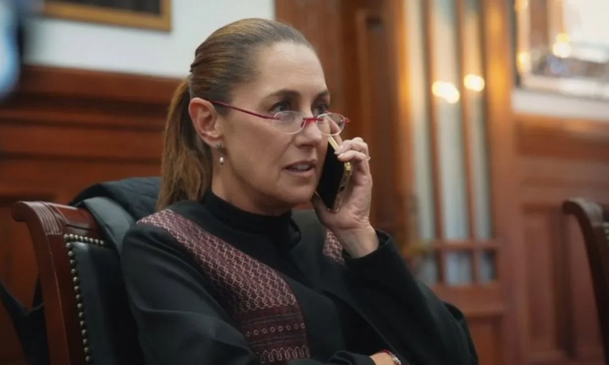 La presidenta Sheinbaum conversó por teléfono con Infantino con quien confirmó la confianza en México para realizar el Mundial 2026.