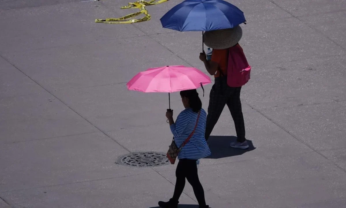 La onda de calor mantendrá temperaturas elevadas y ambiente seco en estados del centro y occidente del país.