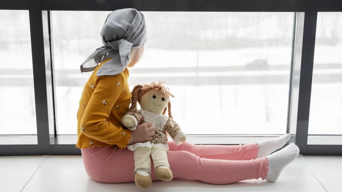 Cada año se presentan 7 mil nuevos casos de cáncer infantil en México, conoce cuáles son los factores de riesgo de esta enfermedad.