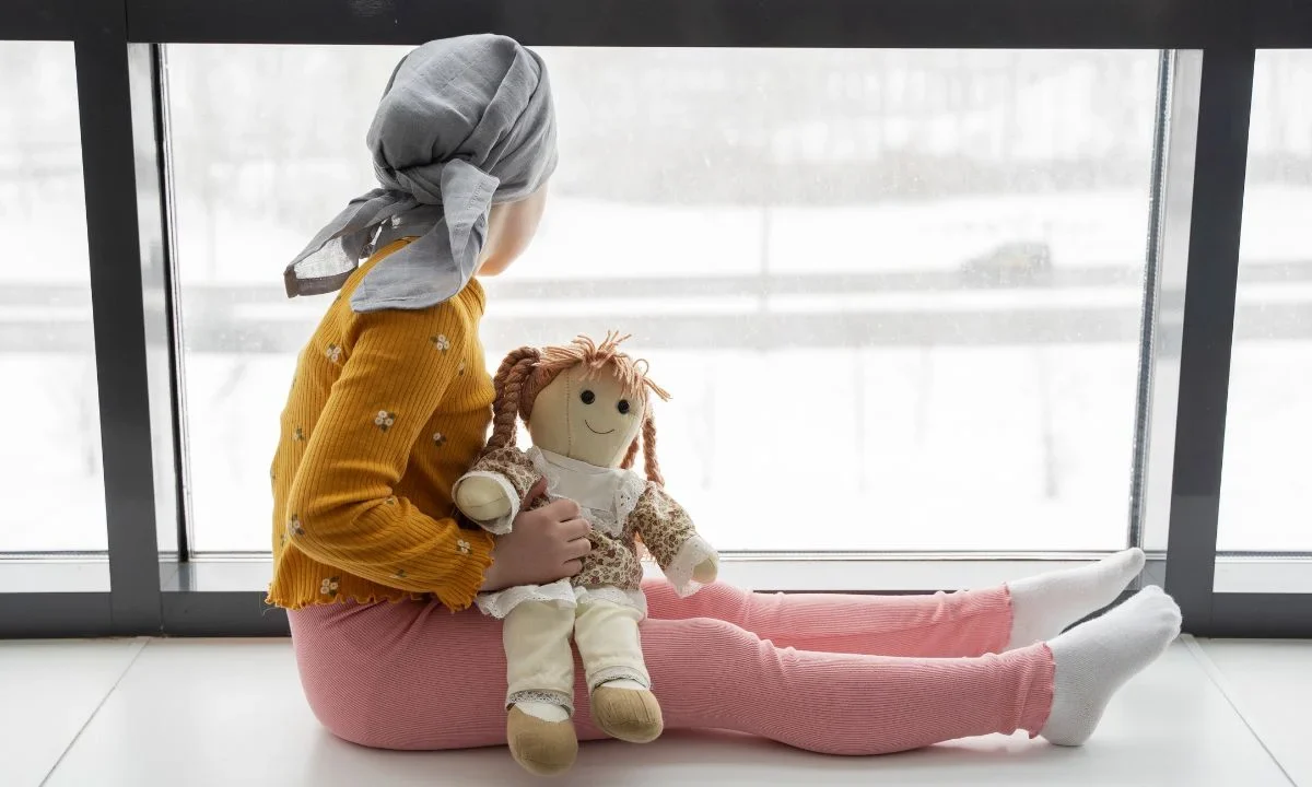 Cada año se presentan 7 mil nuevos casos de cáncer infantil en México, conoce cuáles son los factores de riesgo de esta enfermedad.